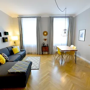 Exclusive & Equipped, 10 Min From The Centre Appartamento